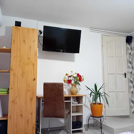 Apartment Edi